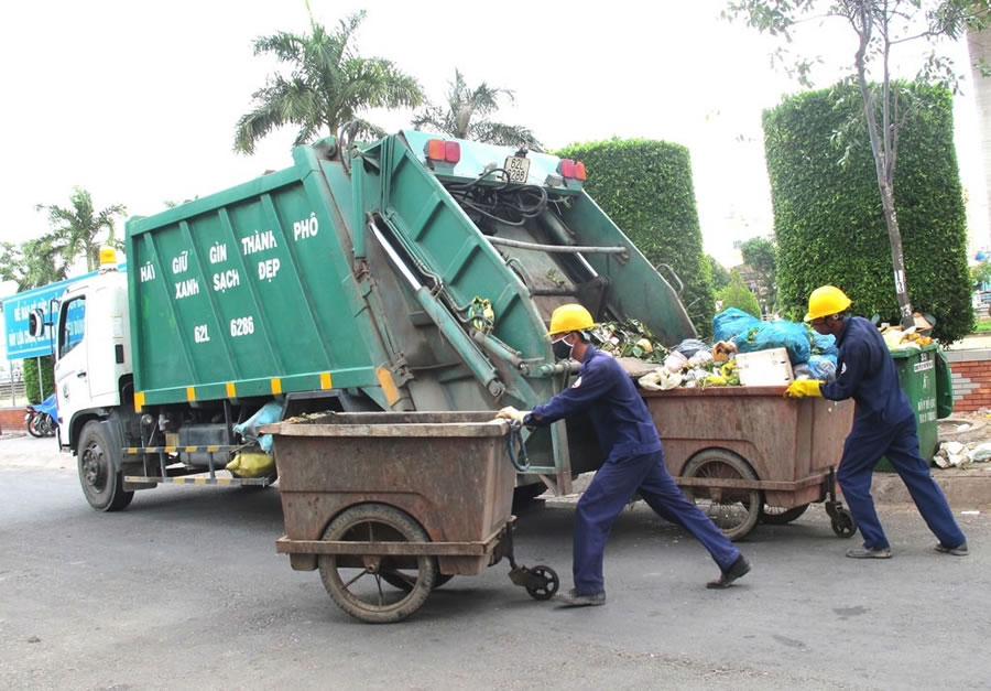 Vận chuyển r&aacute;c phế thải vật liệu x&acirc;y dựng tại TP Vinh Nghệ An